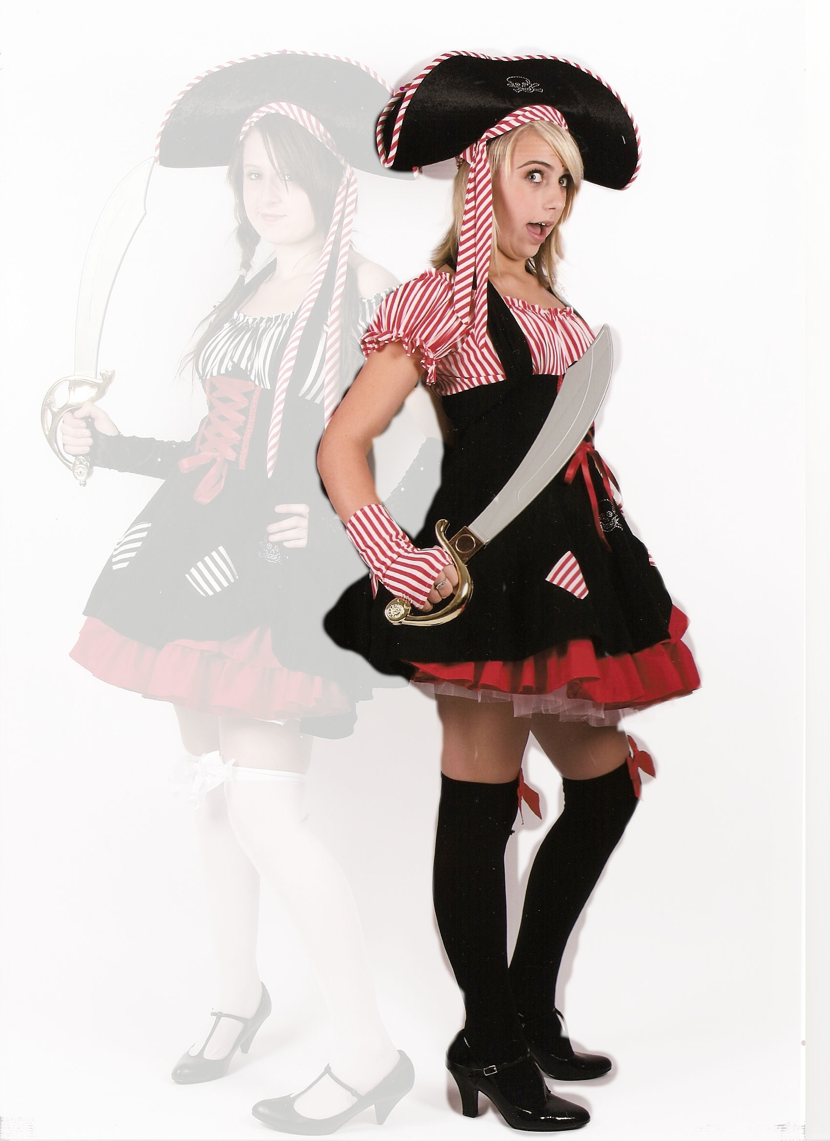 Fantasy-Pirate-Girl-Red-and-White-10-12