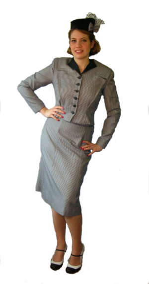 Fitted-Black-Check-1940's-Ladies-Suit
