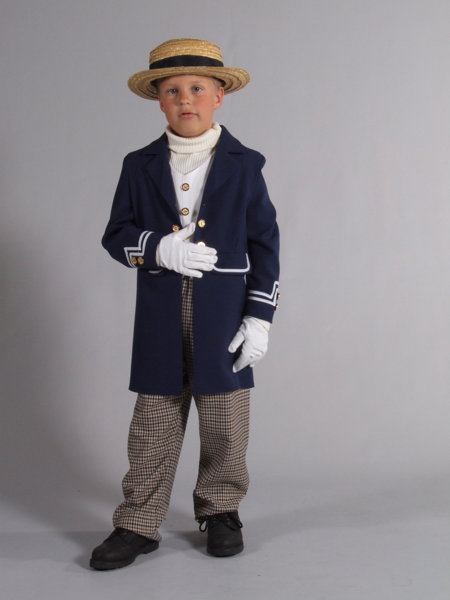 Victorian Costume Boy | tyello.com